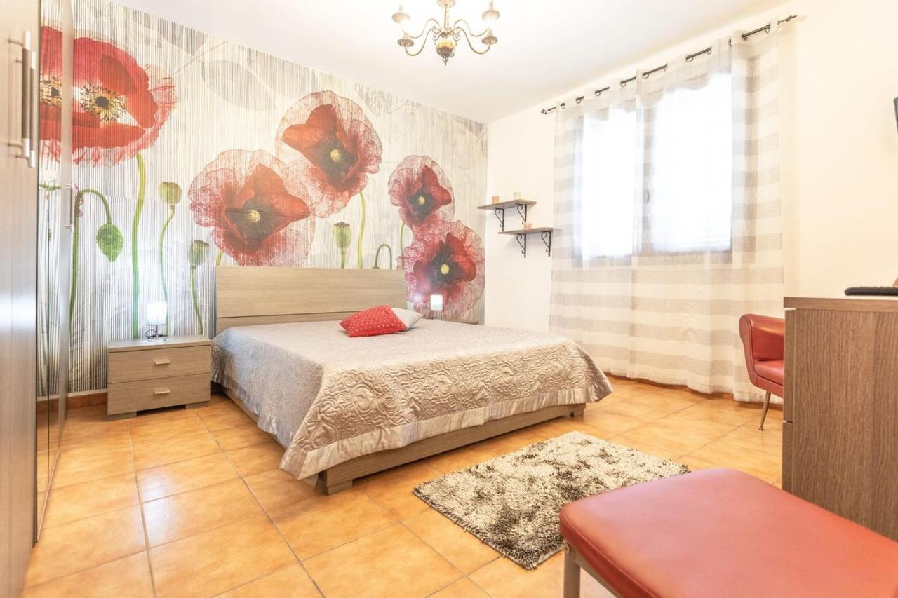 Villa Stracca Con Ampio Spazio Esterno Capilungo Exterior foto
